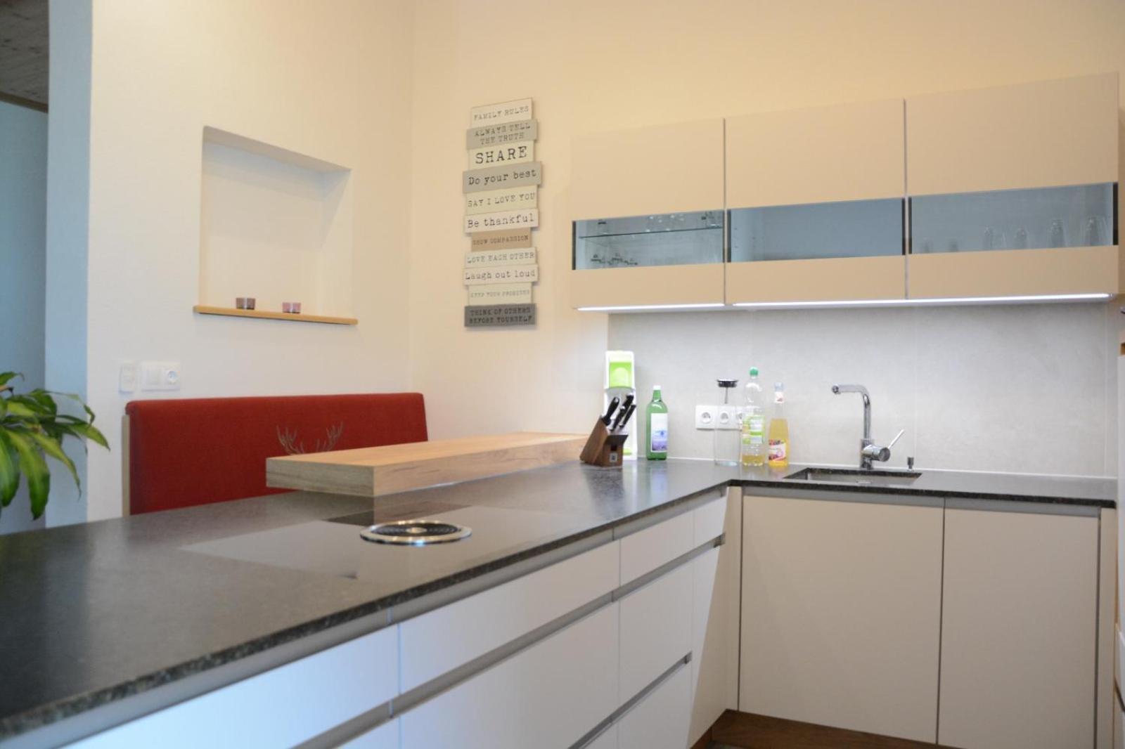 Sunside Apartment ツェル・アム・ツィラー エクステリア 写真
